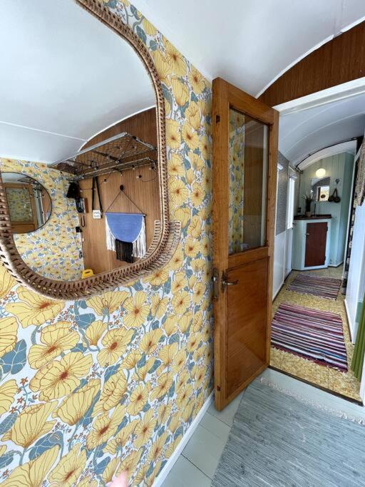Fjordhytten. Rebuild Train Wagon From 1937. Apartment Odense Exterior foto
